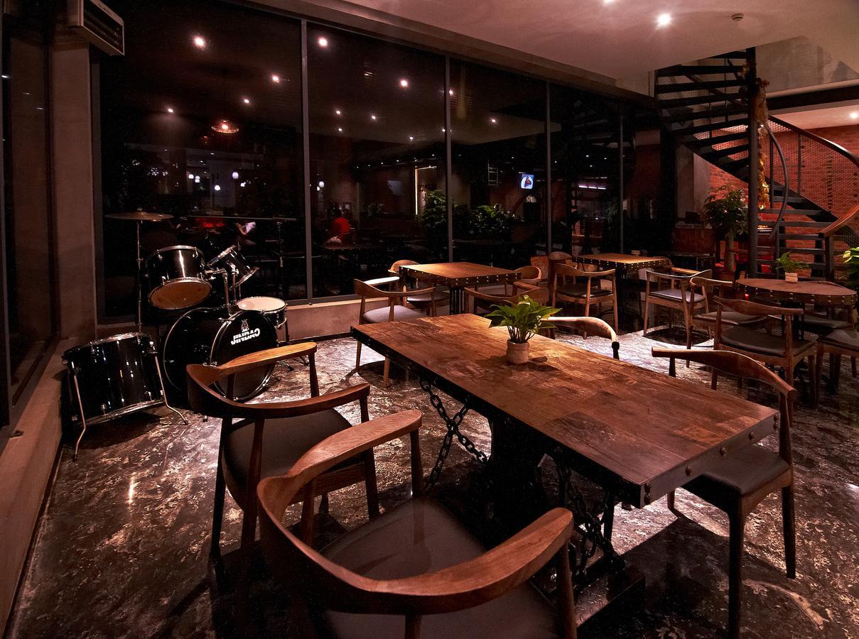 James Joyce Coffetel Hotel Guangzhou Shi Jing City Square Branch المظهر الخارجي الصورة