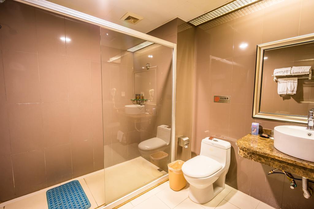 James Joyce Coffetel Hotel Guangzhou Shi Jing City Square Branch المظهر الخارجي الصورة
