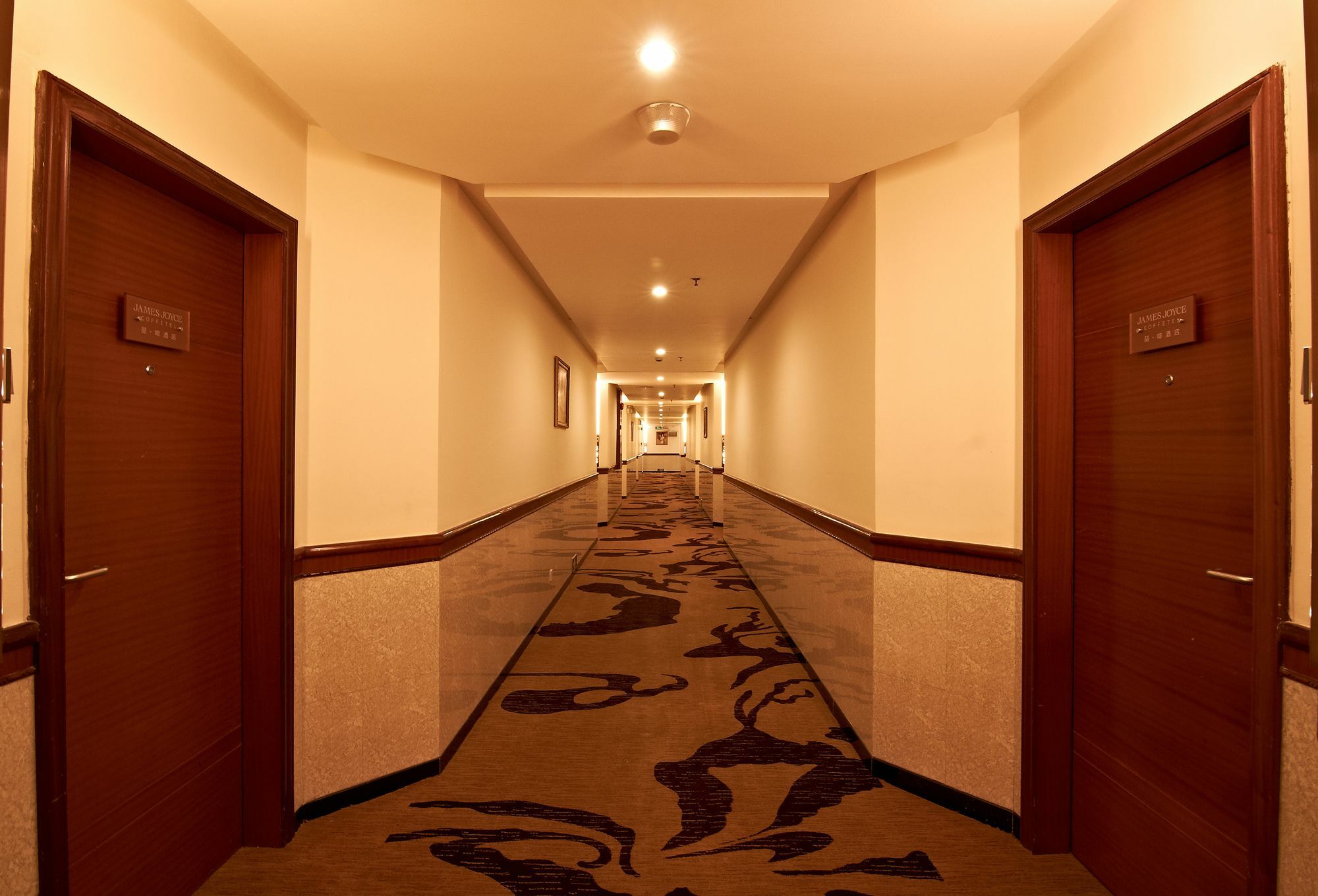 James Joyce Coffetel Hotel Guangzhou Shi Jing City Square Branch المظهر الخارجي الصورة